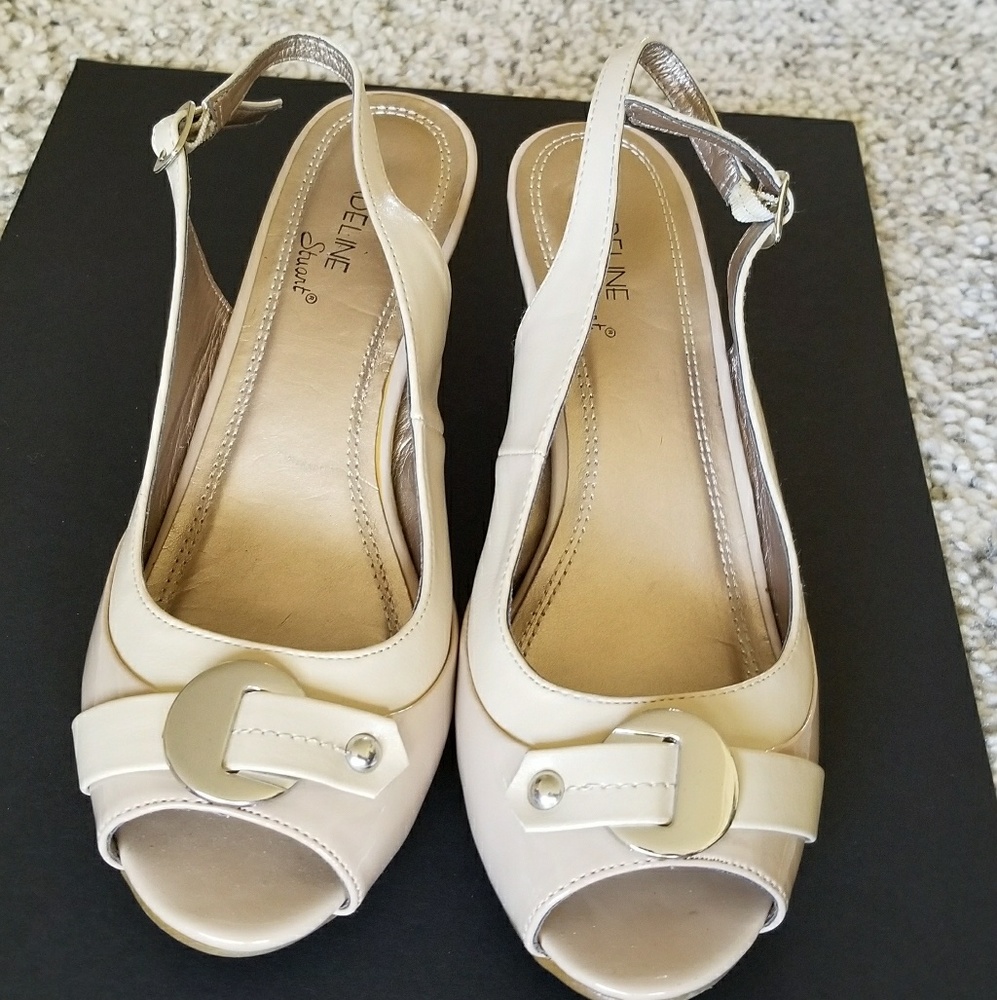 Madeline Stuart Sling Back Heels Size 7.5M